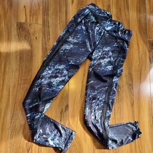 LLD Kaleidescope Athletic Leggings - Size M (NWOT)